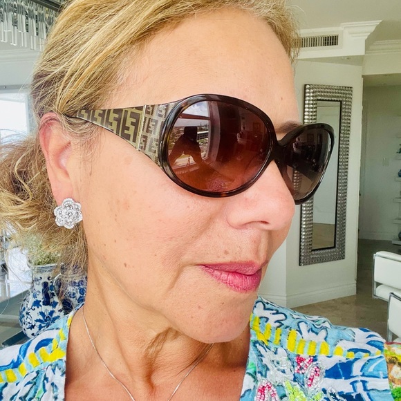 Fendi vintage logo sunglasses with case - Picture 3 of 8